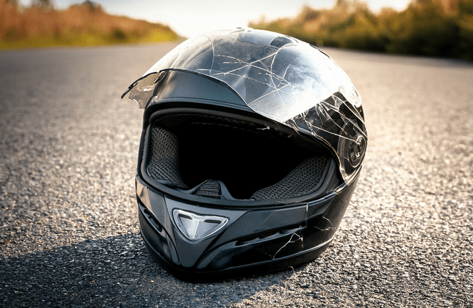 バイク保険3社のロードサービス、無料搬送距離、事故対応などの比較一覧